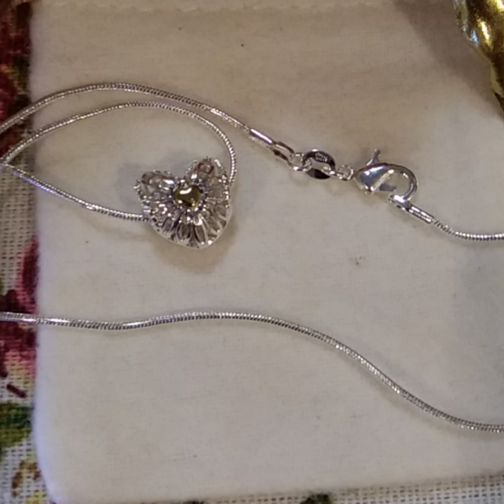 🌺Sterling Silver Necklace W/2 Tone Pendant🌸 - Picture 5 of 5